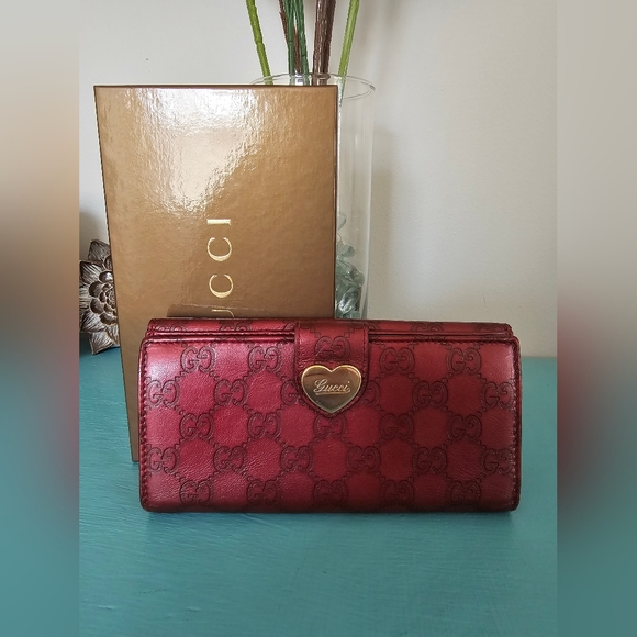 Gucci Guccissima Heart Continental Wallet - Picture 2 of 14